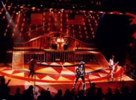 stage13 W.A.S.P: Inside the Electric Circus // Capitol