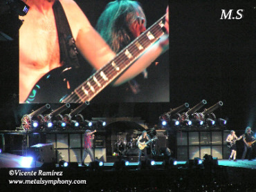 P1010130 AC/DC + The Answer + Lilith - 7 de Junio'09 - Estadi Lluís Companys ( Barcelona )