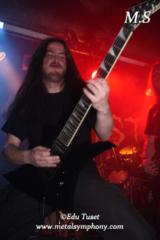 Asphyx + Between The Frost + Decapitated Christ + Ered – 19 de Marzo’11 - Sala Mephisto ( Barcelona )