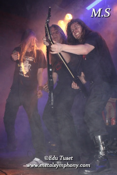 asphyx31 Asphyx + Between The Frost + Decapitated Christ + Ered – 19 de Marzo’11 - Sala Mephisto ( Barcelona )