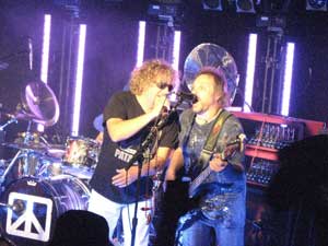 chickenfoot-live04 Chickenfoot - 14 de Mayo - Sala el Corazón ( Seattle,WA )