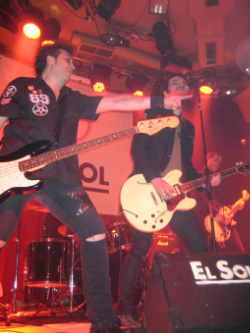 ddogs1 The Diesel Dogs + Under Duress - 18 de Marzo'11 - Sala El Sol ( Madrid )