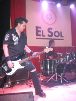 ddogs2 The Diesel Dogs + Under Duress - 18 de Marzo'11 - Sala El Sol ( Madrid )