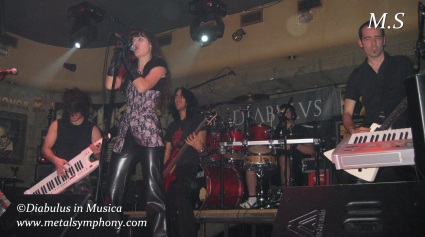 dim3 Diabulus in Musica + Tears of Martyr + Stranded Siren - 19 de Diciembre'09 - Sala Excalibur ( Madrid )