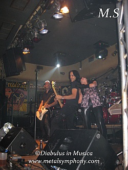 dim4 Diabulus in Musica + Tears of Martyr + Stranded Siren - 19 de Diciembre'09 - Sala Excalibur ( Madrid )