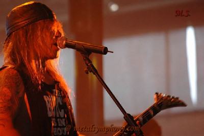 CAFFERY_1_07 Ratt, Alabarda, Symphony X, Paul Gilbert, Mötley Crüe, Lordi, Thunderstone...