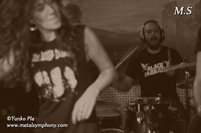 m5 Madre + 69 Revoluciones - 5 de Marzo'10 - Sala La Leyenda ( Madrid )