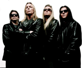 pretty_band Descubriendo las bandas del Monsters of Rock'07 - Capítulo II -