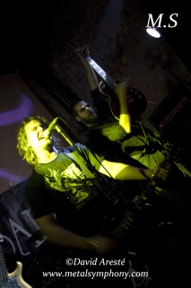 DSC_0340 No Apto - 19 de Diciembre'09 - Sala El Cau ( Tarragona )