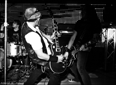 P1296238 Uzzhuaïa + Stradlin - 29 de Enero'10 - Sala Live ( Madrid )