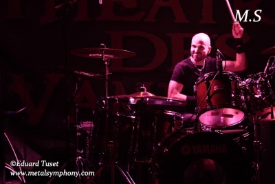 cqueen78 Theatres des Vampires + The Cannibal Queen - 9 de Diciembre'10 - Sala Apolo 2 ( Barcelona )