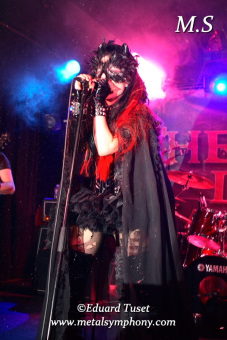 tdvamp87 Theatres des Vampires + The Cannibal Queen - 9 de Diciembre'10 - Sala Apolo 2 ( Barcelona )