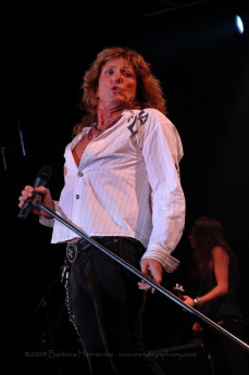 Whistesnake_1 Whitesnake + Sol Lagarto - 31 de Julio - Sala La Riviera ( Madrid )