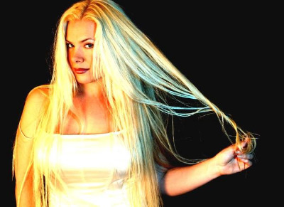 487561588_l Interview with Amanda Somerville