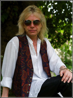 abp_7795 Bob Catley