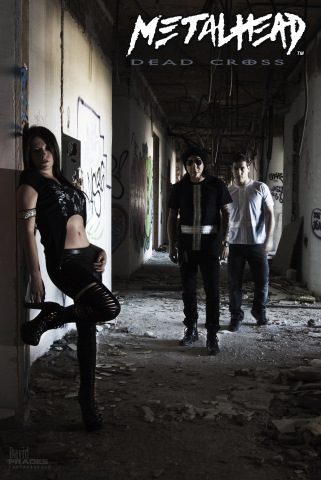 mh5 Entrevista a Pilar Rubio - MetalHead Clothing -