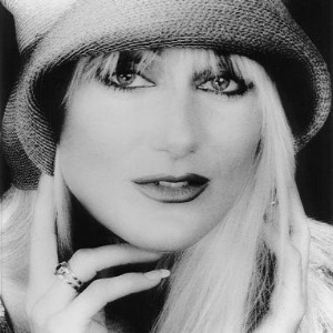 271384897_l Interview with Pamela Moore