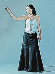NW_2004_2005_Tarja_054 Carta de Tarja Turunen en su web oficial