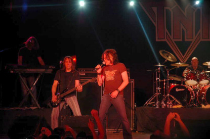DSC_1496 Tony Harnell - TNT -
