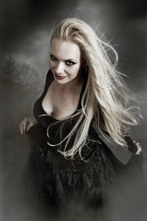 amanda_08 Interview with Amanda Somerville...