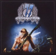 77 Bullet y '77 en gira...
