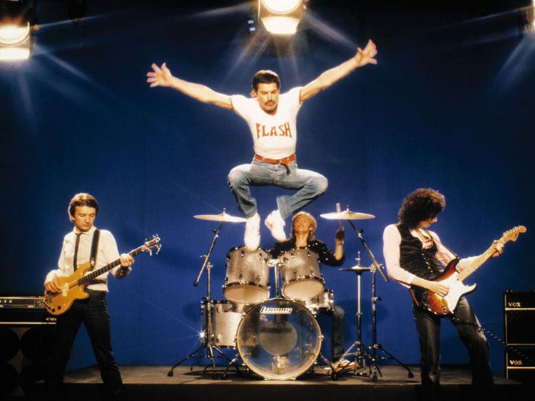Freddie Mercury – Dios Salve A La Reina !!!!