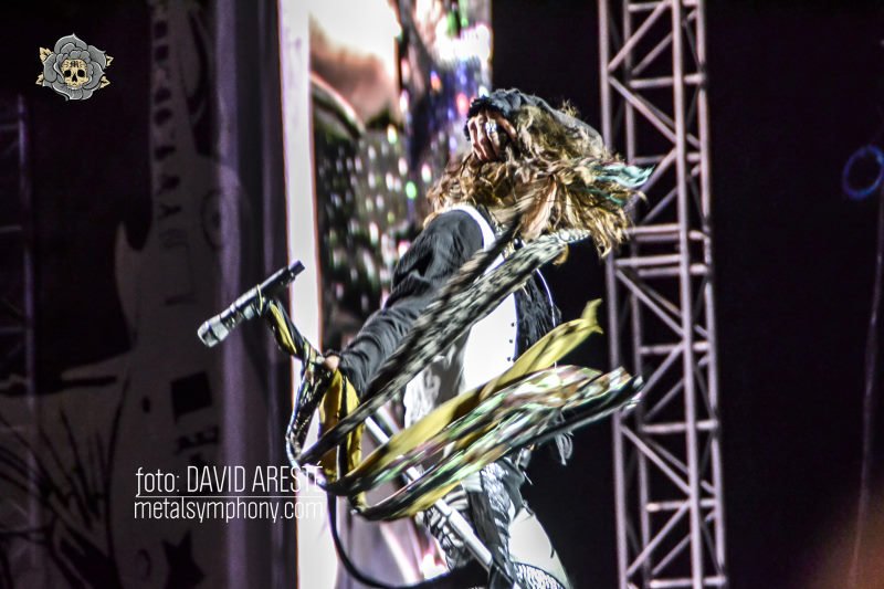 Aerosmith hace olvidar el inicio lluvioso del Sweden Rock'17