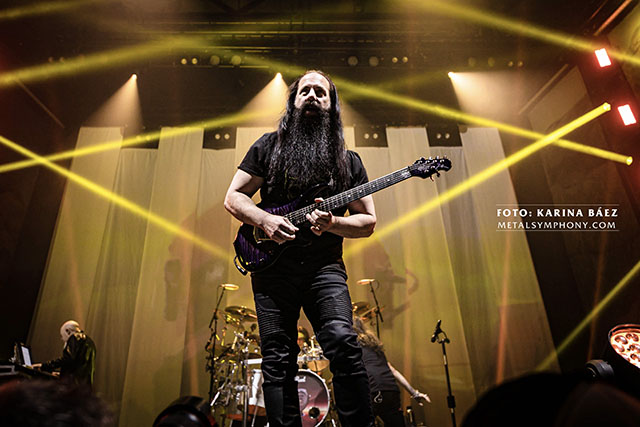 Dream Theater nos siguen mirando desde el top del progresivo