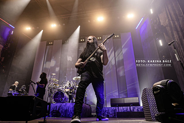 Dream Theater nos siguen mirando desde el top del progresivo
