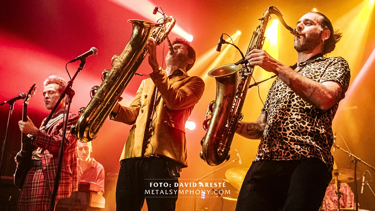 Los Saxos del Averno: diez años de ritmo, blow y diversión