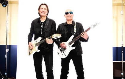 Joe Satriani: emociones, guitarras y el nacimiento de una nueva aventura junto a Steve Vai